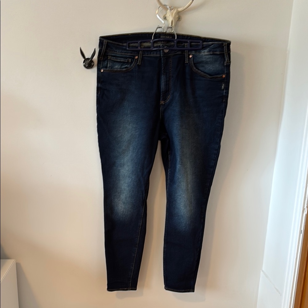 Silver Jeans Women's High Rise Dark Blue Denim